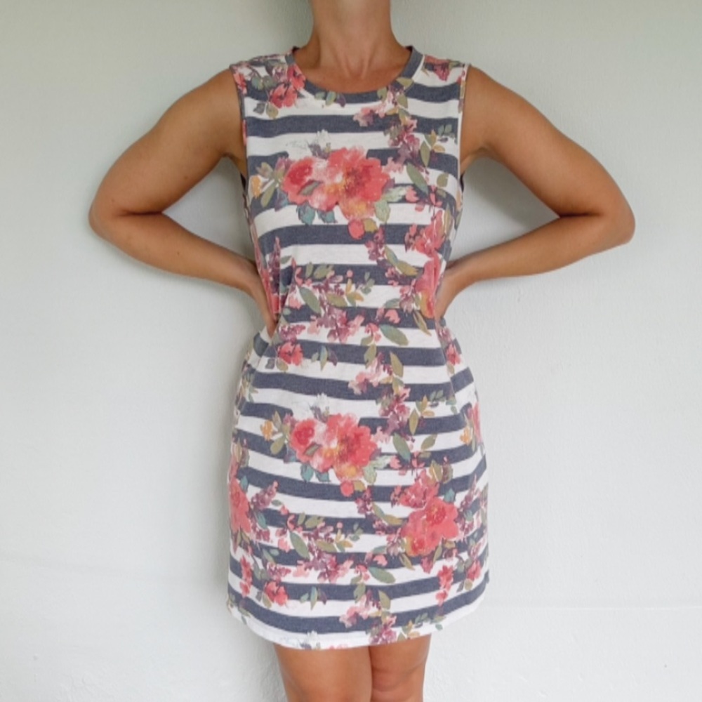 APT. 9 gray pink floral stripe sleeveless stretch shift pocket dress size medium
